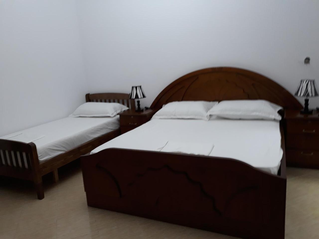 Guest House Xhuljon Berat Esterno foto
