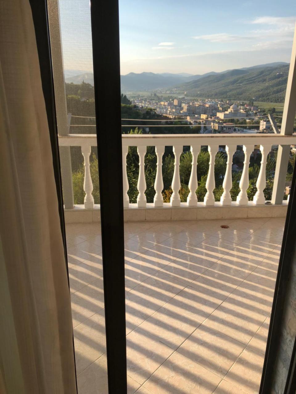 Guest House Xhuljon Berat Esterno foto
