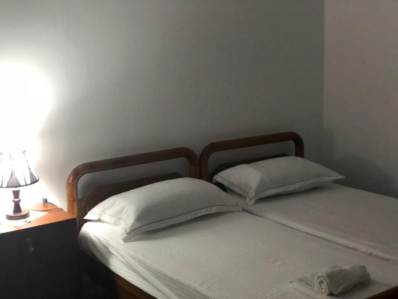 Guest House Xhuljon Berat Esterno foto