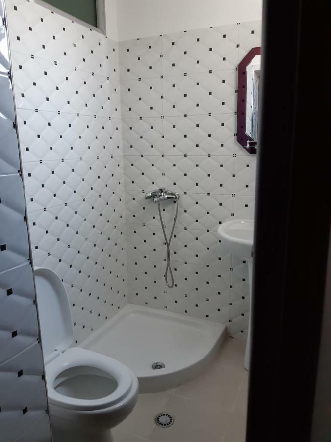 Guest House Xhuljon Berat Esterno foto